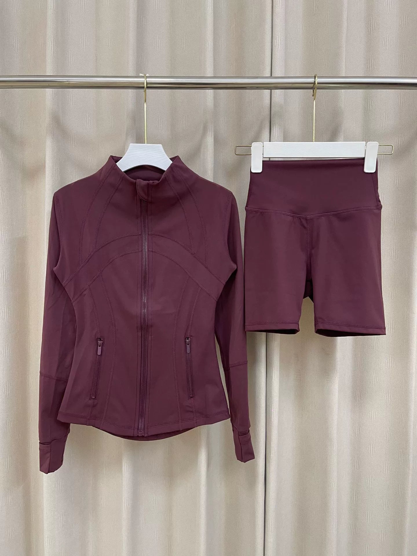 VARIANT_IMAGE::Dark Red Jacket Set