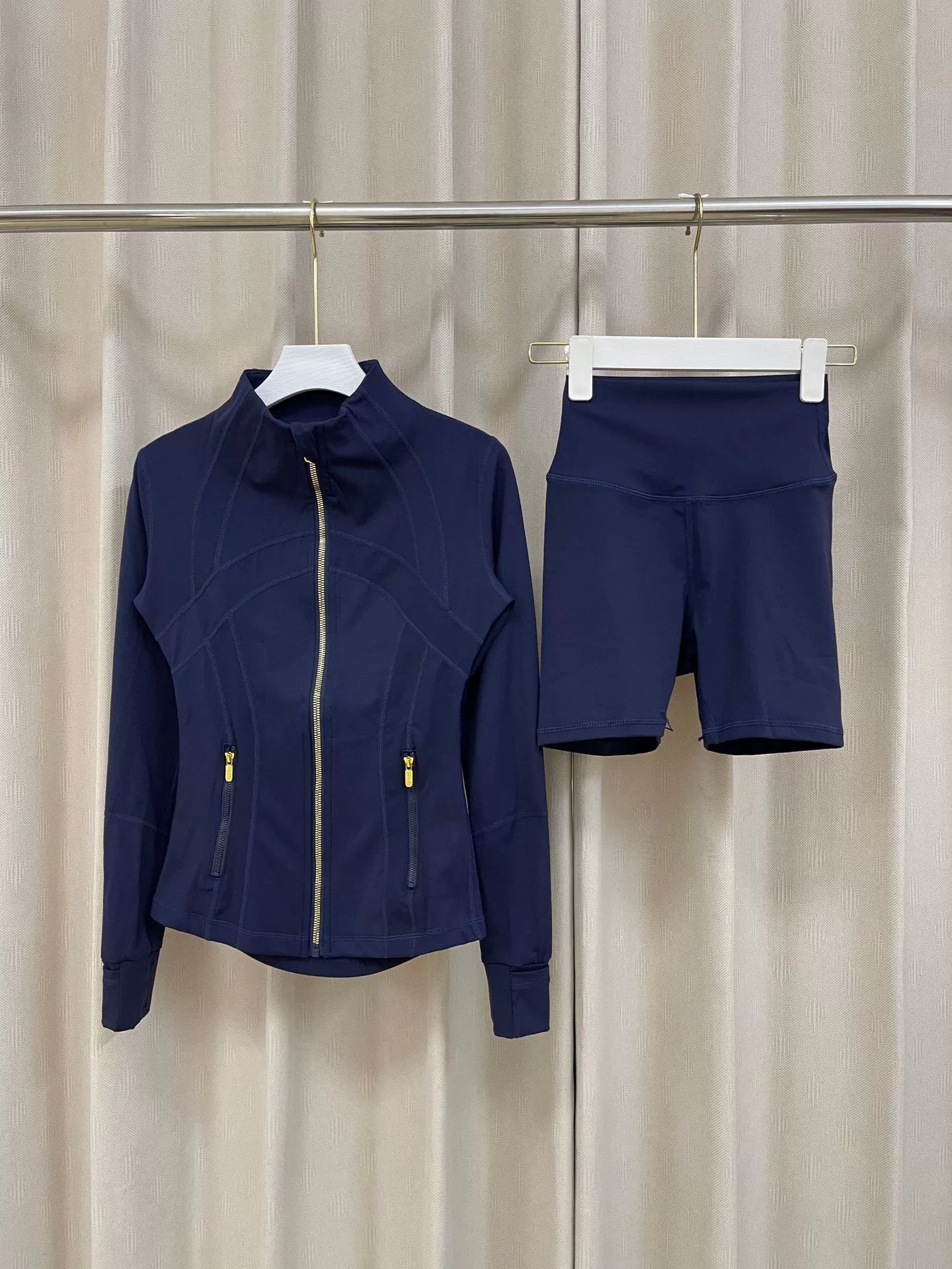 VARIANT_IMAGE::Navy Gold-Zip Set