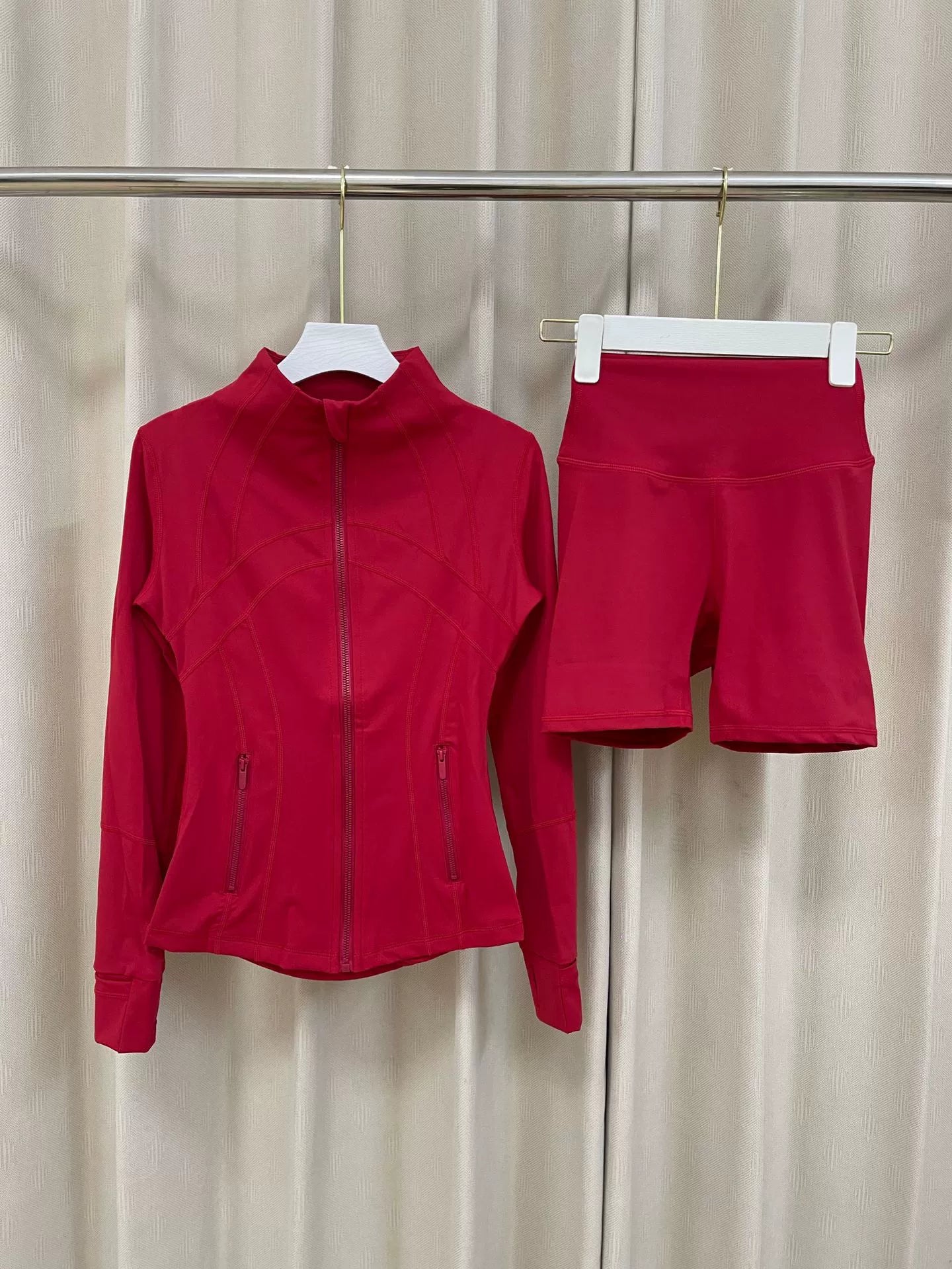 VARIANT_IMAGE::Bright Red Jacket Set